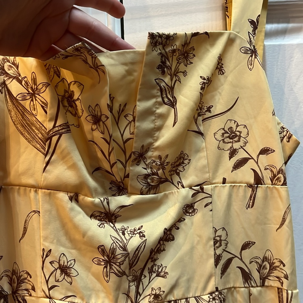 Floral Yellow Dress - Picture 3 of 4